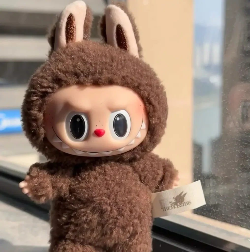 A photo of the Chestnut Cocoa secret figure, highlighting its rarity and unique dark brown color